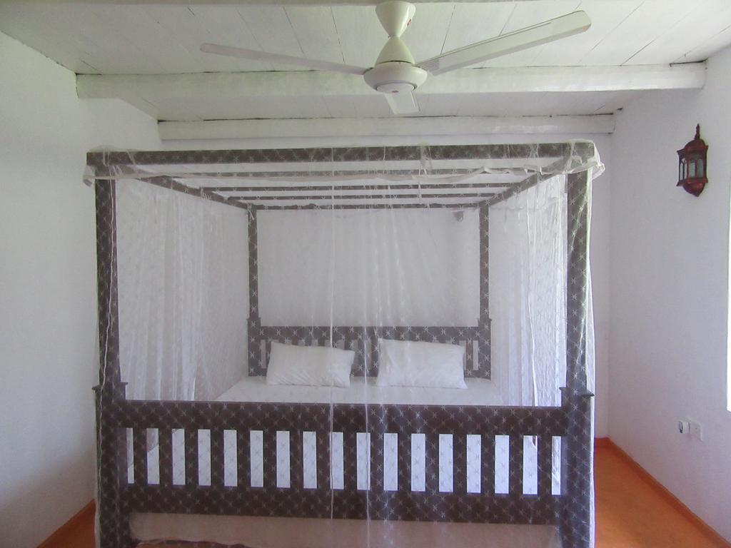 The Colonial Villa 미디가마 이스트 외부 사진